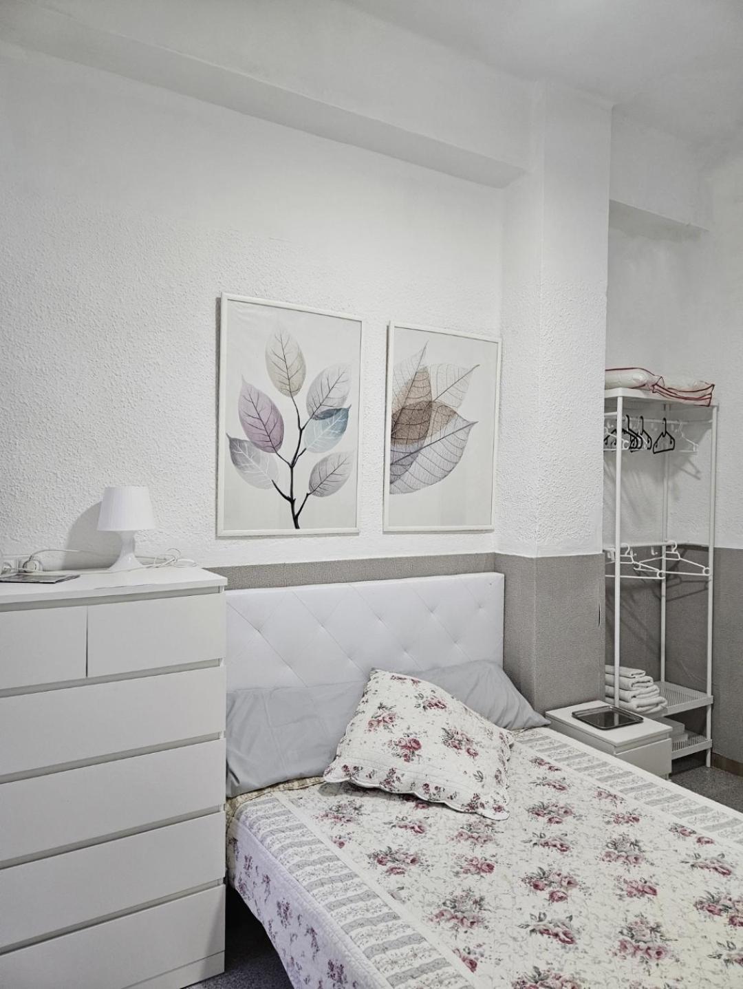 Habitacion En Casa De Familia "Valenciabonita" Екстер'єр фото